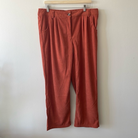 Halara mid-rise corduroy - Picture 2 of 6